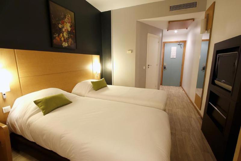 Hotel Fnideq Senator المظهر الخارجي الصورة